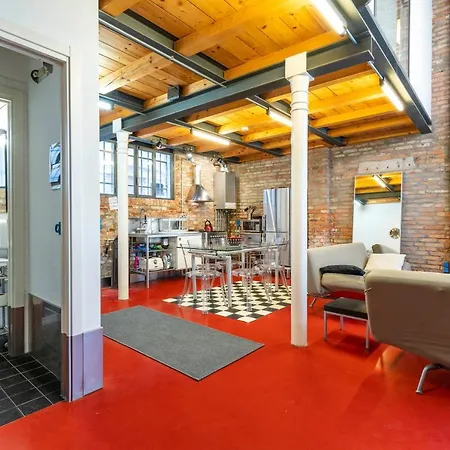 아파트 Venetian Loft *