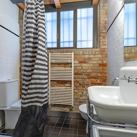 Venetian Loft