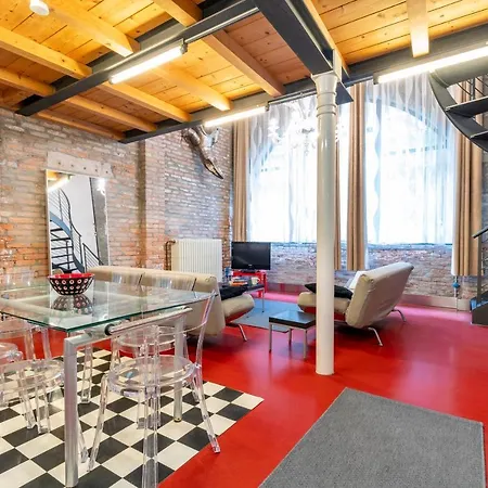 Venetian Loft * Venice